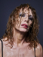 Foto: Nico Garstman, Visagie: Annemieke Tip